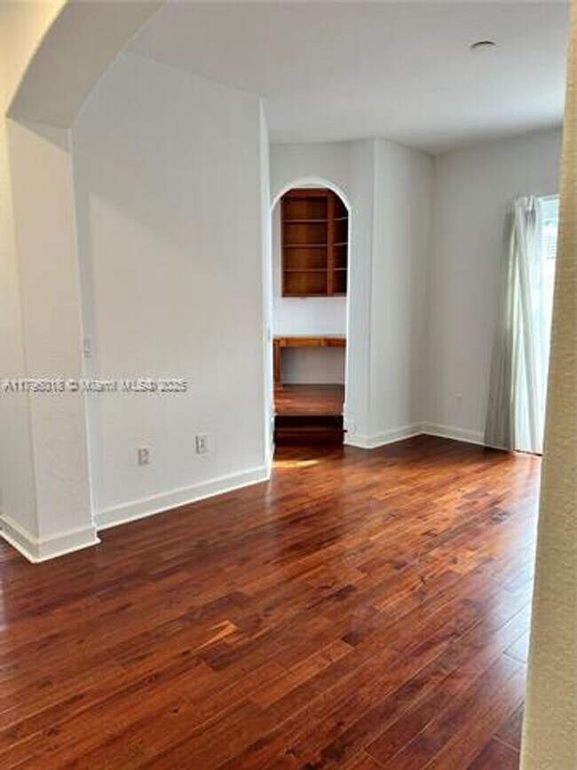 Building Photo - 11388 NW 68th St
