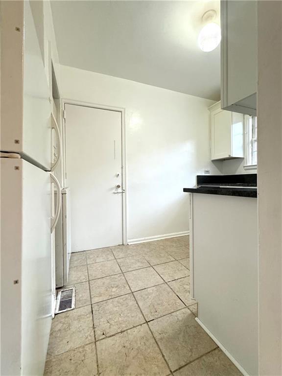 Building Photo - 60 Delmont Dr NE