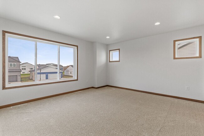 Building Photo - 4-bedroom, 3-bathroom West Fargo Single-Family Home w/ 2 Stall Garage