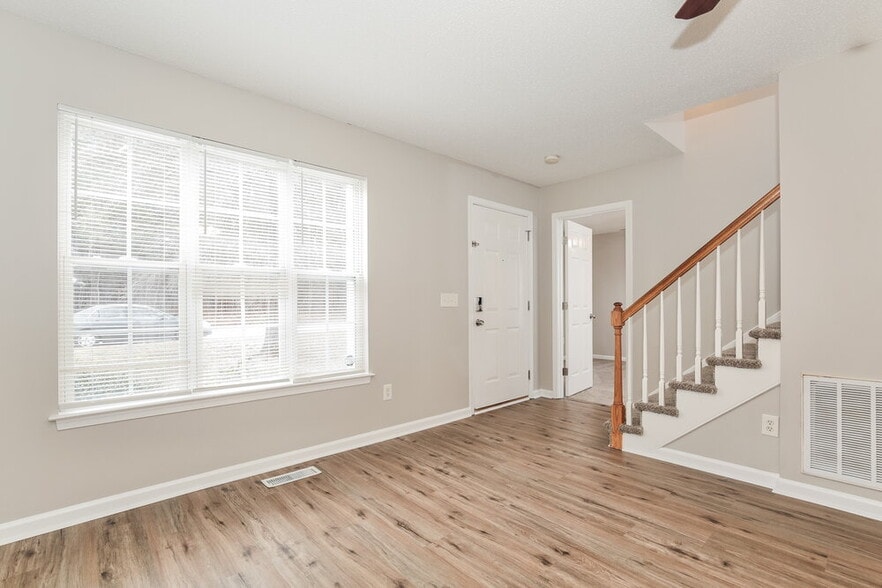 Building Photo - 306 Murraylane Rd