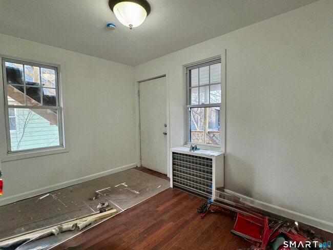 Building Photo - 41 Young Dixon Way