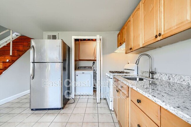 Building Photo - 3241 Bero Rd