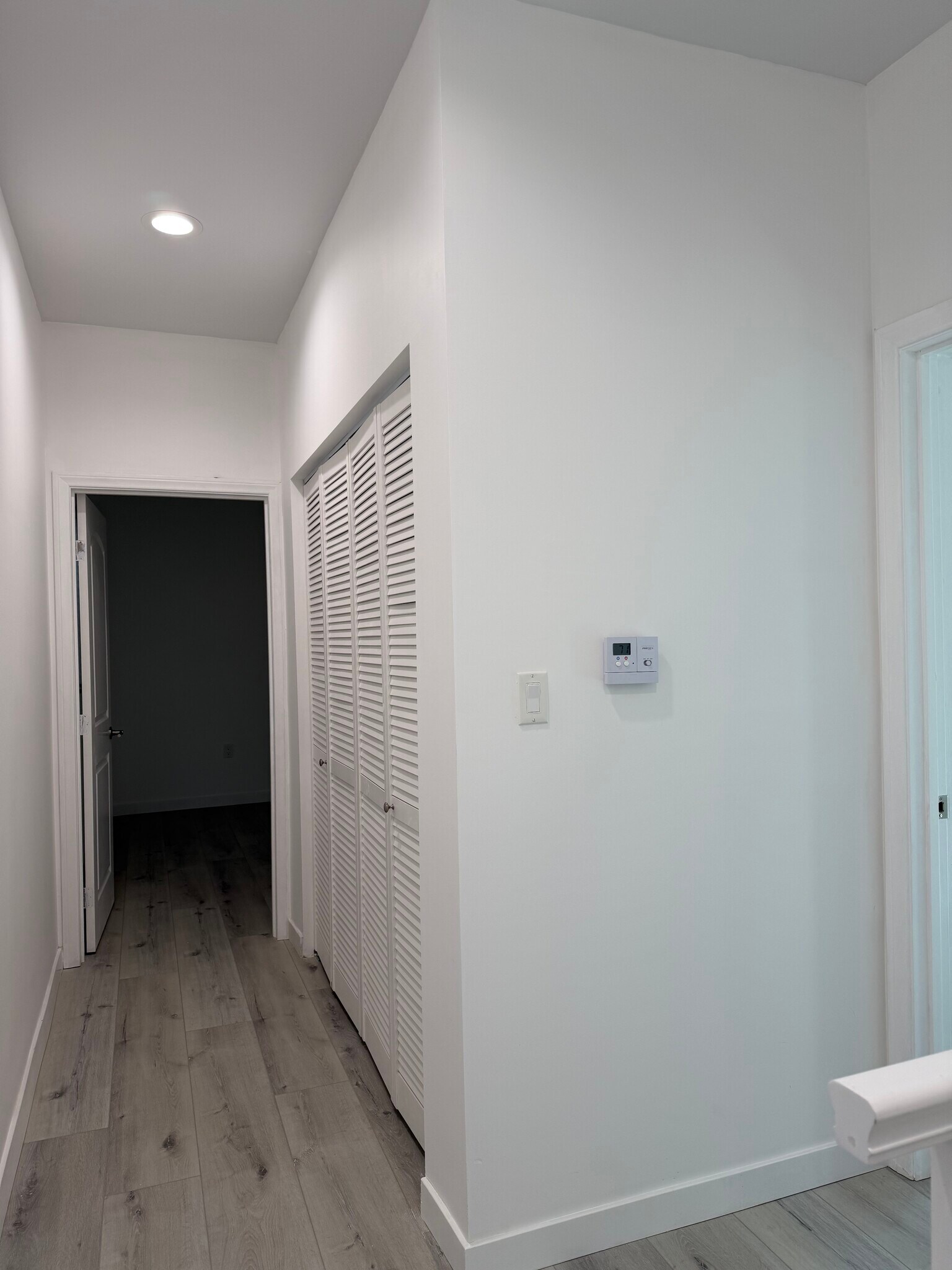 Building Photo - 11616 Balboa Blvd