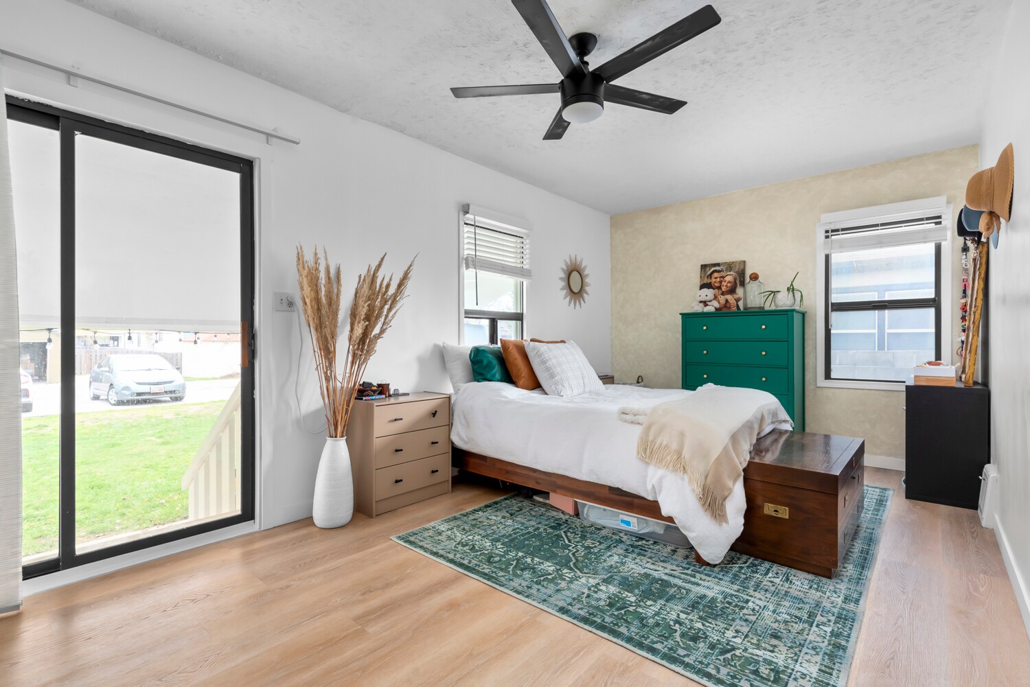 main bedroom - 716 E 50 S