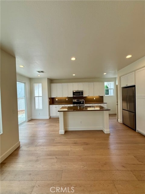 Building Photo - 50 Arborwood