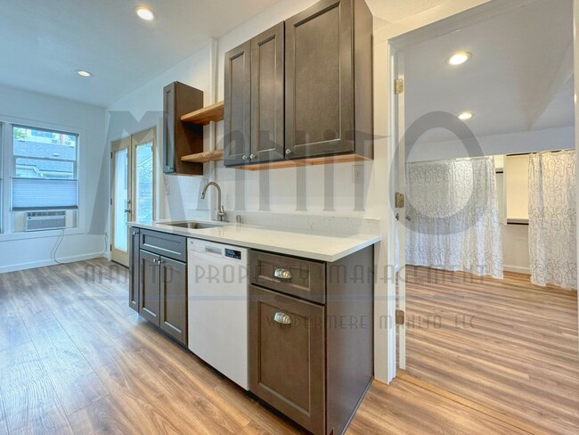 Building Photo - 1631 W 1st Ave