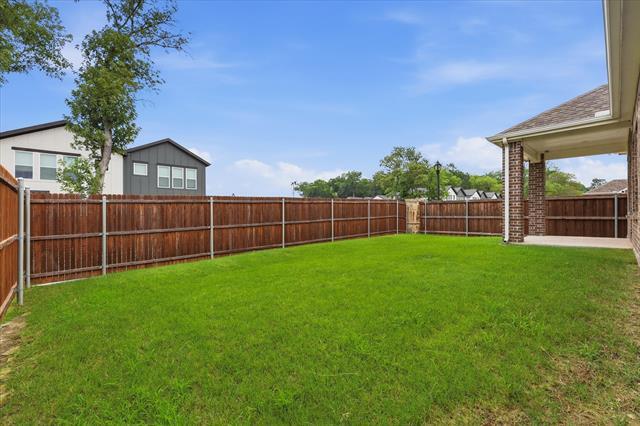 Building Photo - 1213 Birchwood Ln