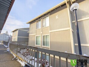 Building Photo - Comfortable 1-Bedroom Condo with Parking & Resort-Style Amenities