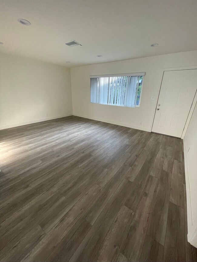 Living Room - 4530 Orin Ave