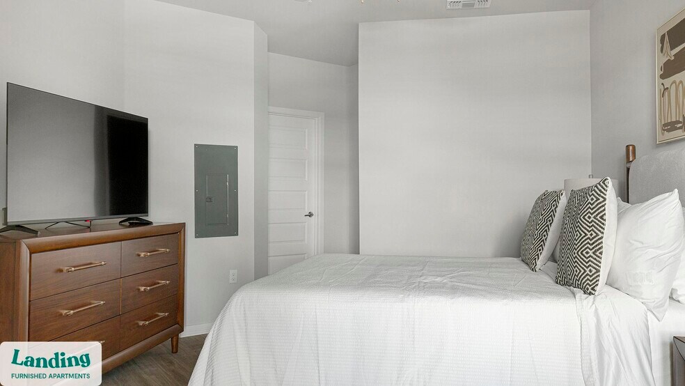 Building Photo - 4902 Cosmos Cir