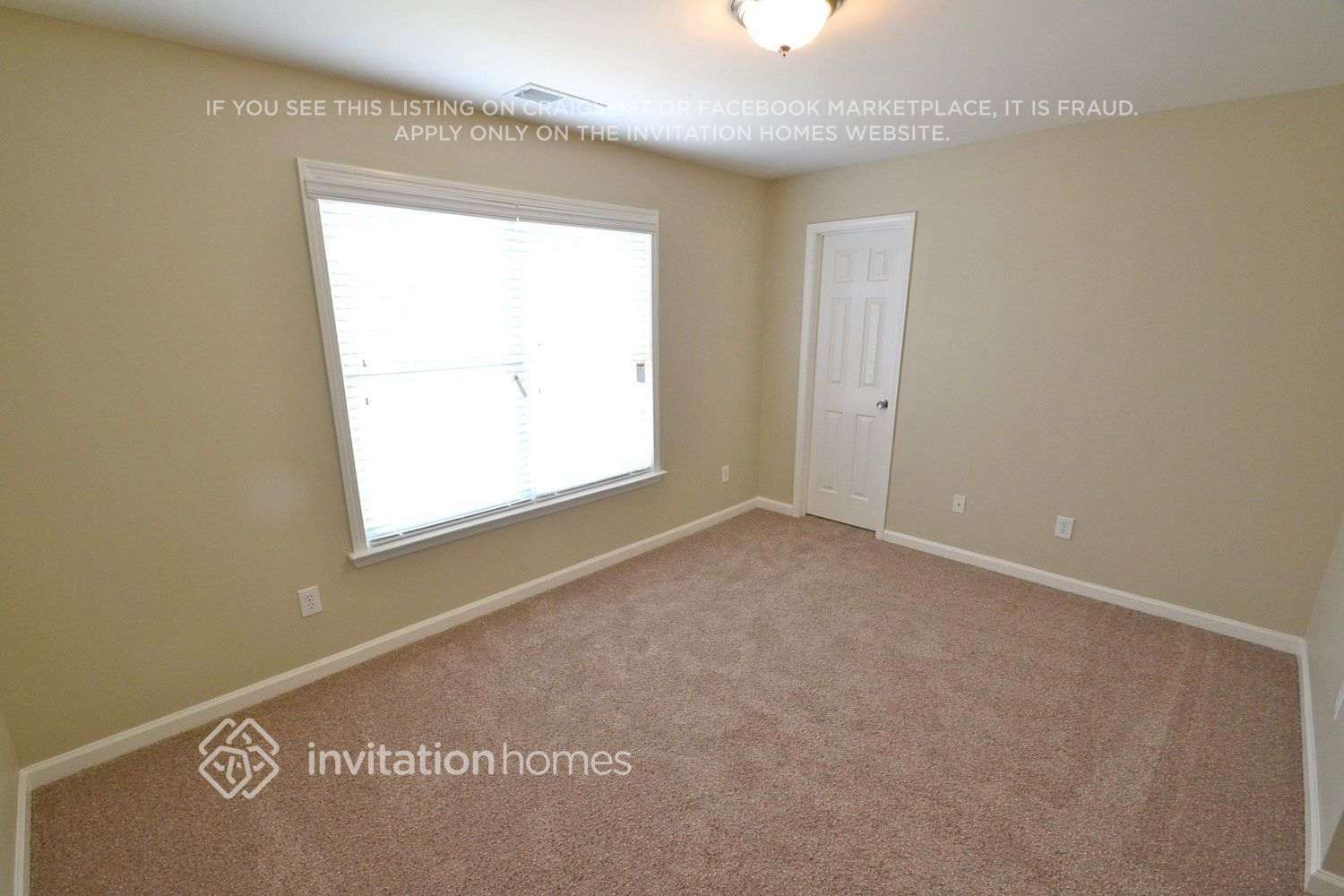 Building Photo - 3100 Delacorte Dr