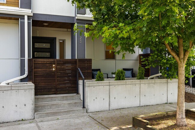 Building Photo - 223 NW 87th St