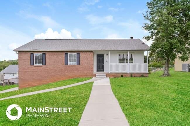 Building Photo - 1320 Windamere Rd