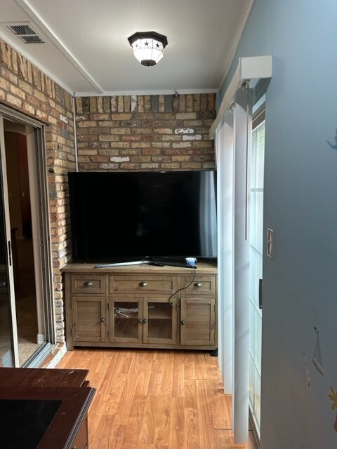 Building Photo - 2802 Dove Ave