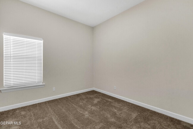 Building Photo - 13931 Sky Harbor Ave