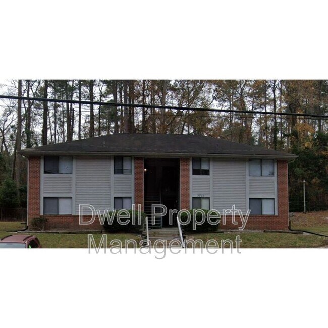 Primary Photo - 3512 Woodlake Rd