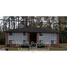 Building Photo - 3512 Woodlake Rd