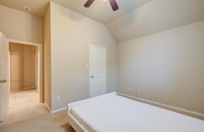 Building Photo - 13419 Orchard Harvest Dr