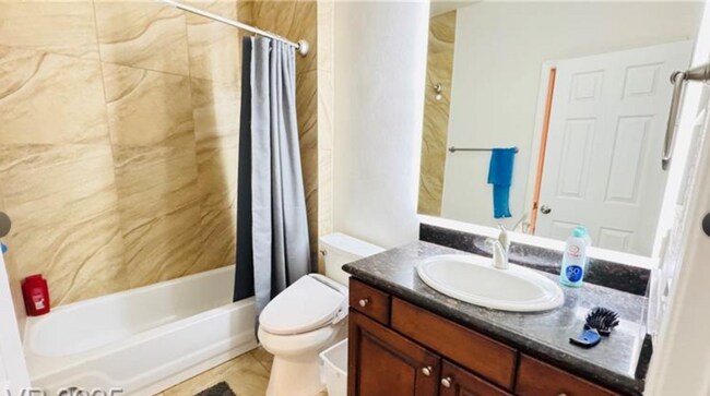 Building Photo - 5155 W Tropicana Ave