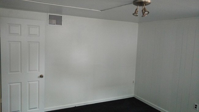 Building Photo - 2317 S Downing St