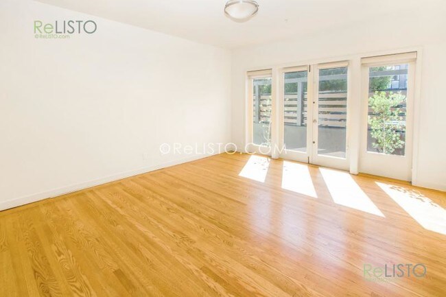 Building Photo - 2296 Vallejo St