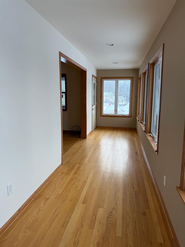 Building Photo - W9206 Ripley Rd