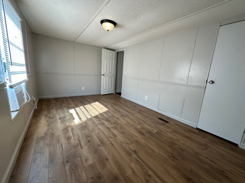 Building Photo - 124 Mattingly Ln