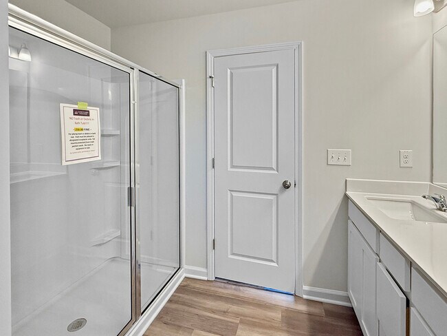 Building Photo - 617 Cayenne Wy