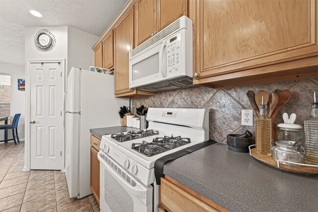 Building Photo - 7023 Westford Park Ln