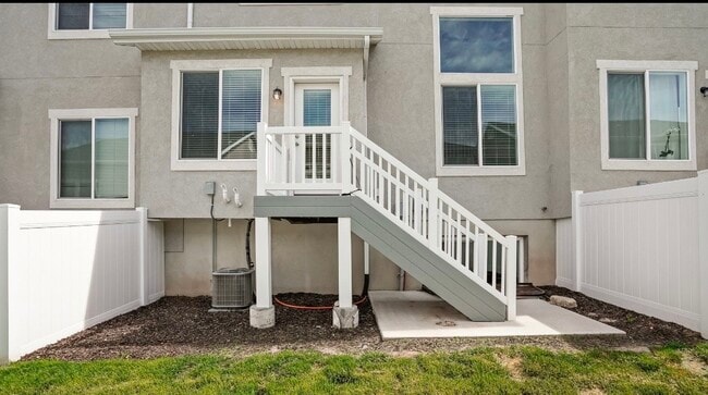 Building Photo - 3988 W 1650 N