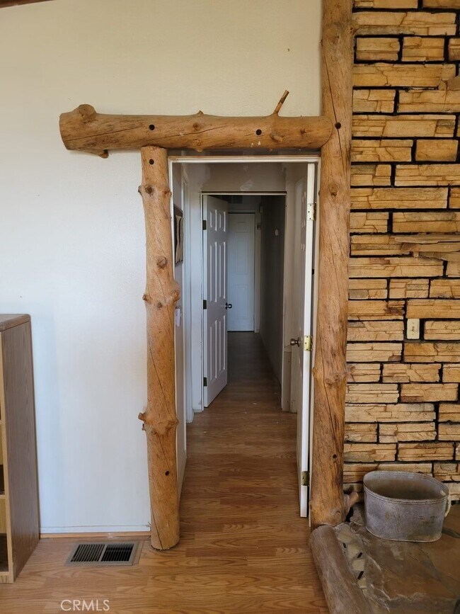 Building Photo - 49750-49753 3 Points Rd