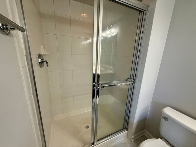 Building Photo - 2617 Avinity Pl