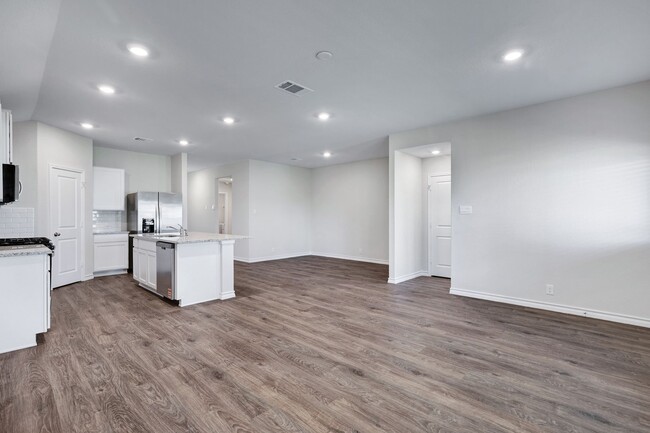 Building Photo - Brookstone Creek