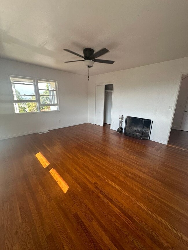 Building Photo - Mt Helix - Beautiful 3 bedroom 1.5 bathroom