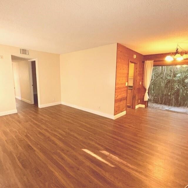 Building Photo - 1826 N Dixie Hwy