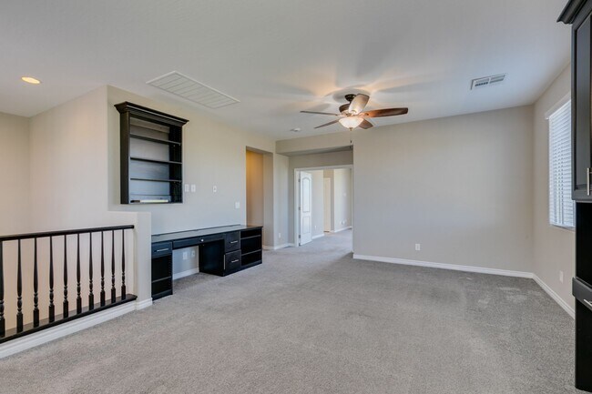 Building Photo - Beautiful Next-Gen Home with Private Entry Suite & Spacious Backyard