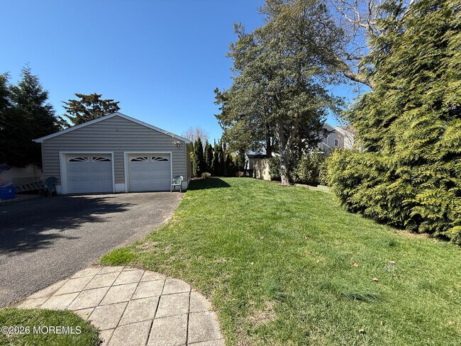 Building Photo - 25 Ocean Ave