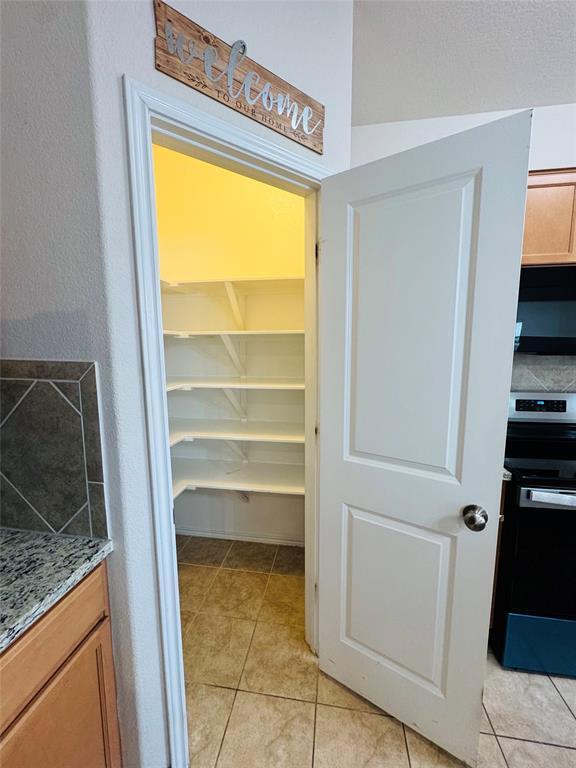 Building Photo - 1108 Jackson Ln