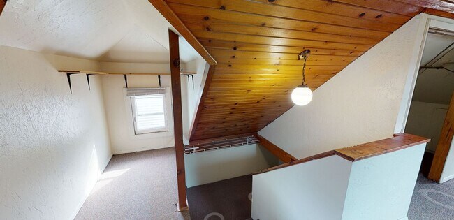 Building Photo - Bassett &amp; Wash, LLC 515 WW