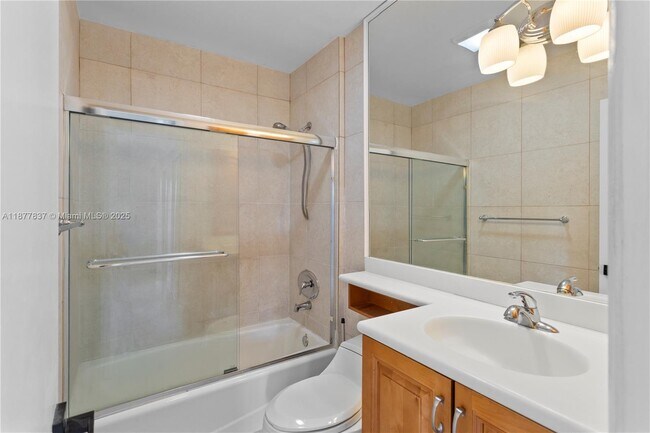 Building Photo - 8600 SW 67th Ave