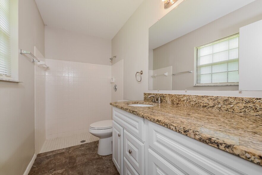 Building Photo - 4122 Bula Ln