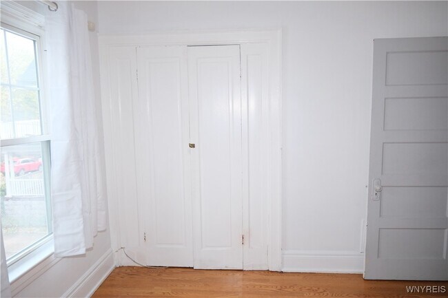 Building Photo - 356 Woodward Ave