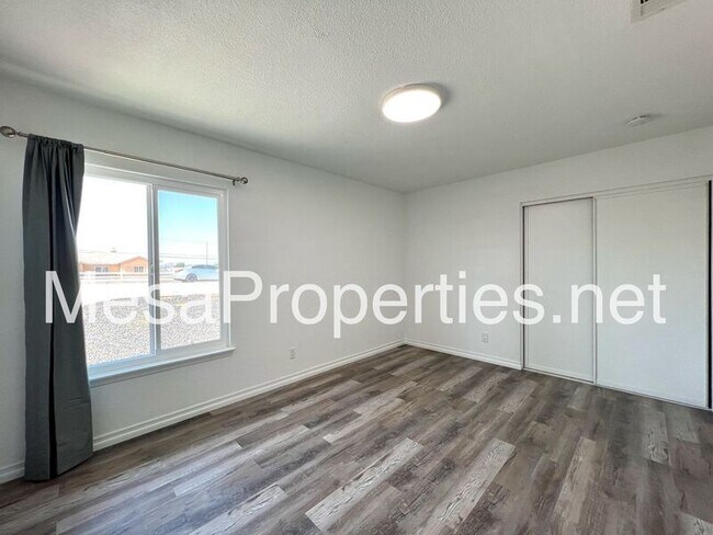 Building Photo - 17945 Sequoia St