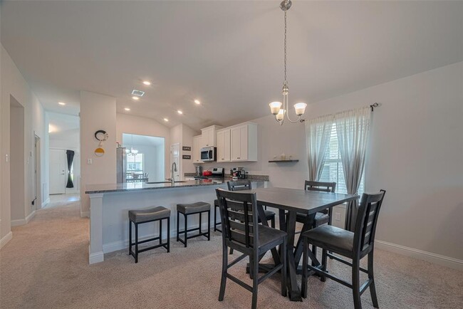 Building Photo - 5323 Vermilion Ct