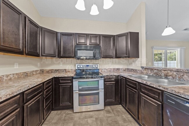 Building Photo - 240 Ackerman Dr