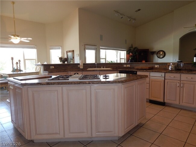 Building Photo - 1320 Crystal Valley Dr