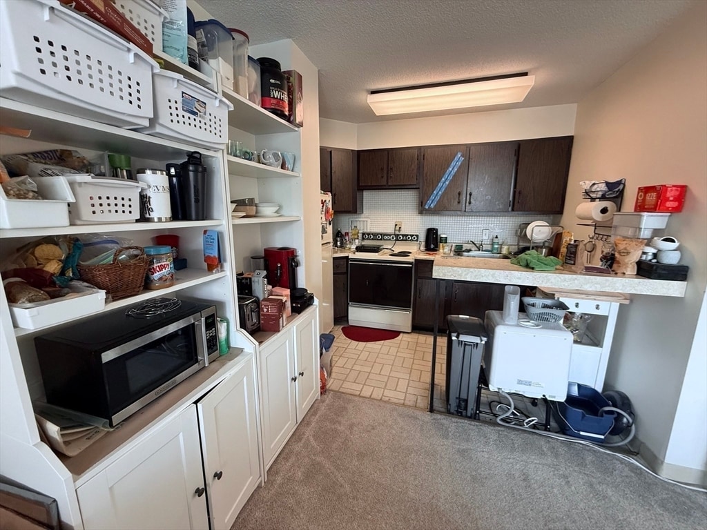 Building Photo - 60 Longwood Ave