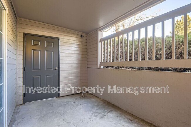 Building Photo - 9222 E Arbor Cir