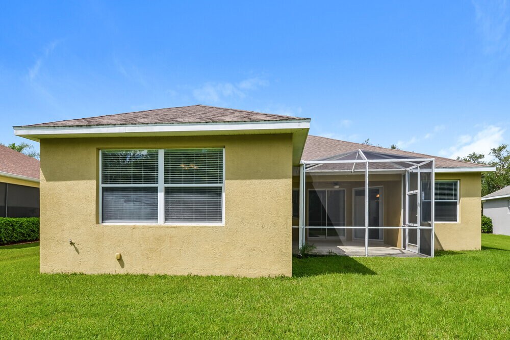 Building Photo - 5412 Lexington Dr