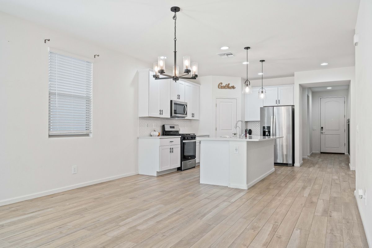 Building Photo - 12486 N Reeves Pl